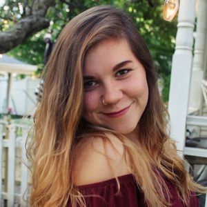 Meet your Posher, Carly